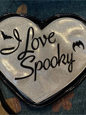 Lucky Hellcat ‘I Love Spooky' Glitter Purse - Silver & Black